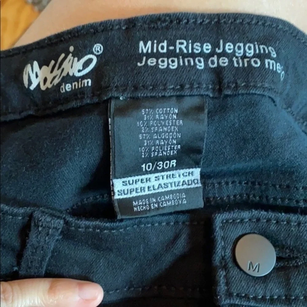 Mossimo black mid rise jeggings 10/30 R.